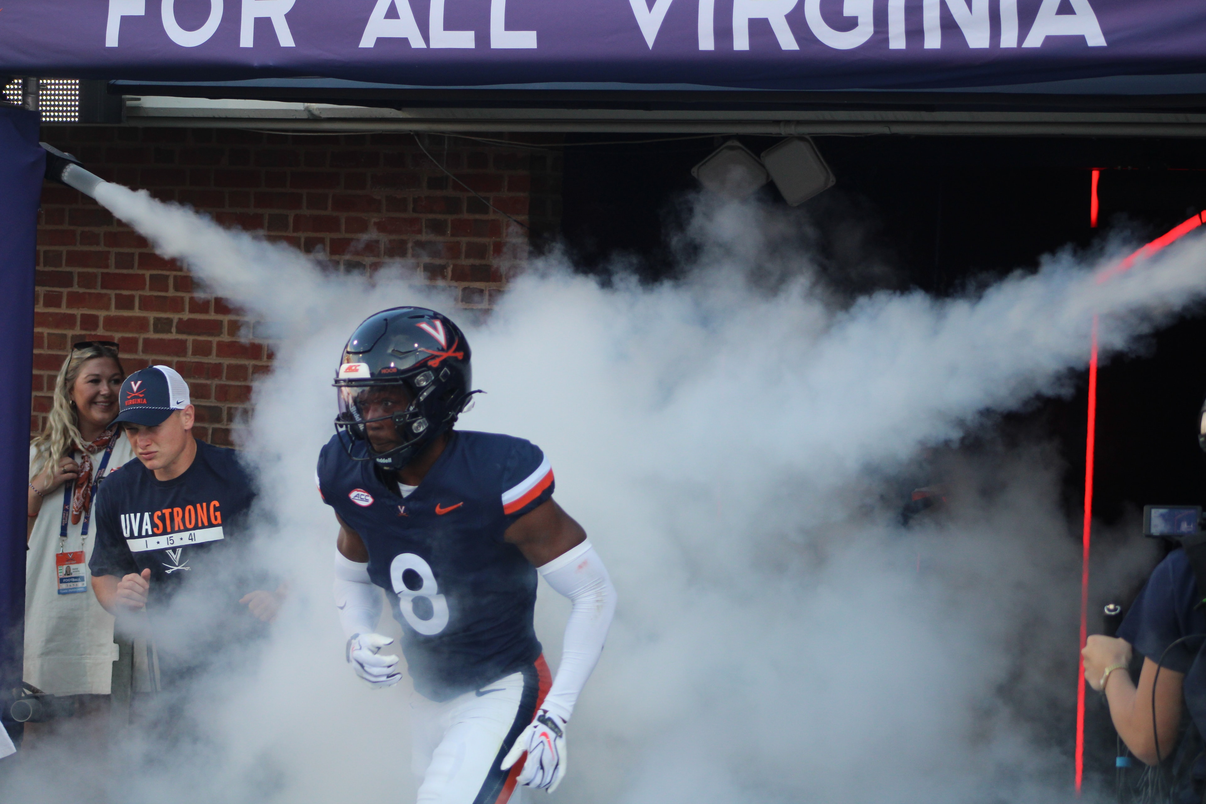 Fans at Virginia vs Delaware game day