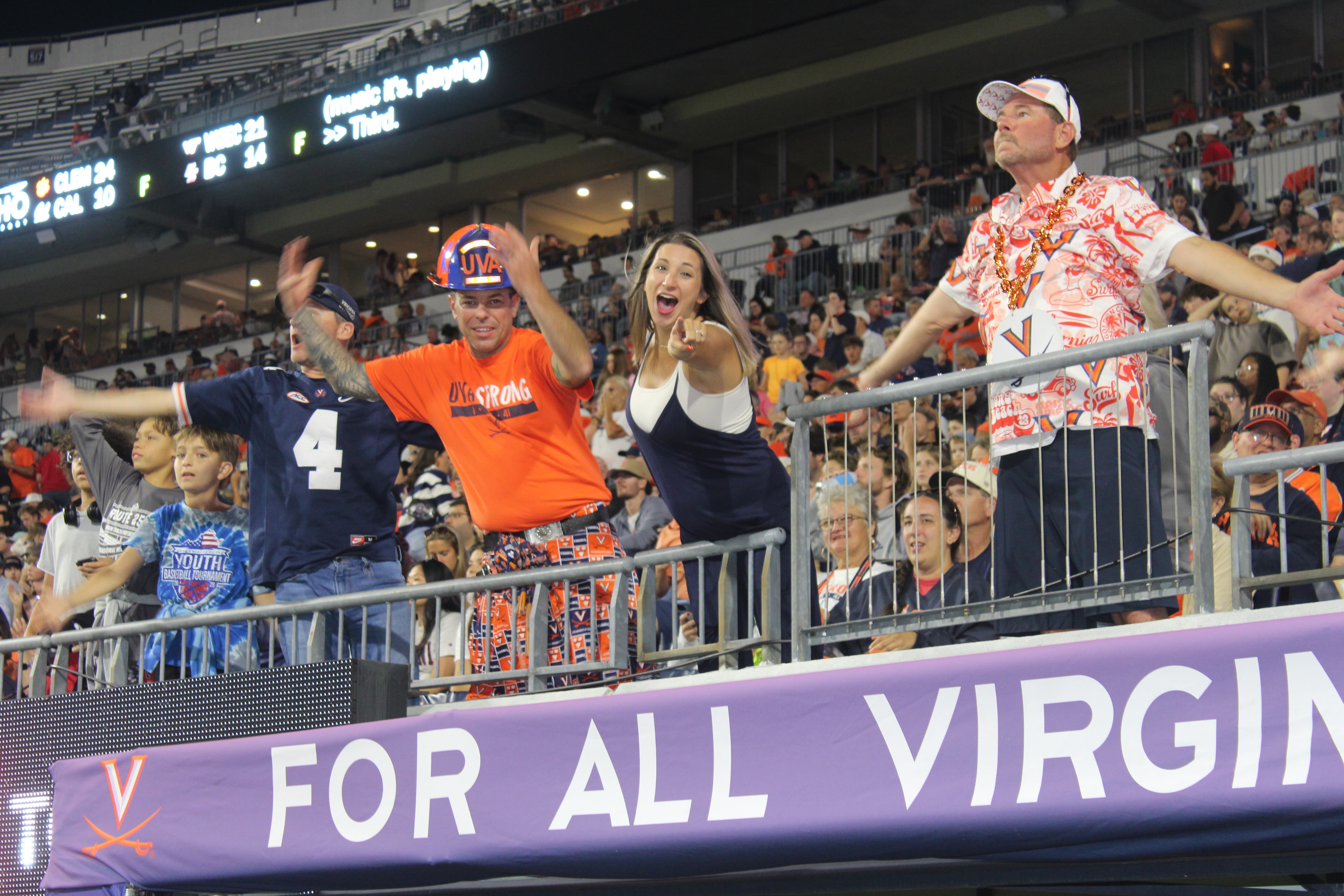 Fans at Virginia vs Delaware game day